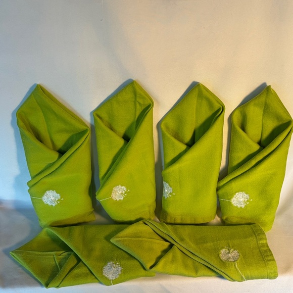 SET OF 6 VINTAGE LIME GREEN EMBROIDERED  SOFT CLOTH NAPKINS- RARELY USED - 18X18 - Picture 2 of 15